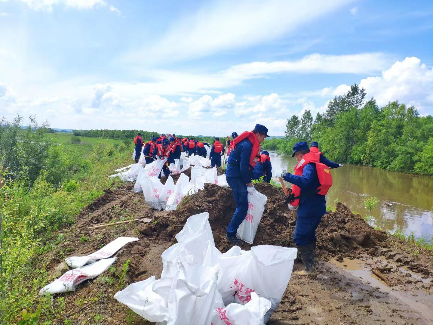 黑龙江，冰封雪锁的北国仙境，邂逅之旅启程