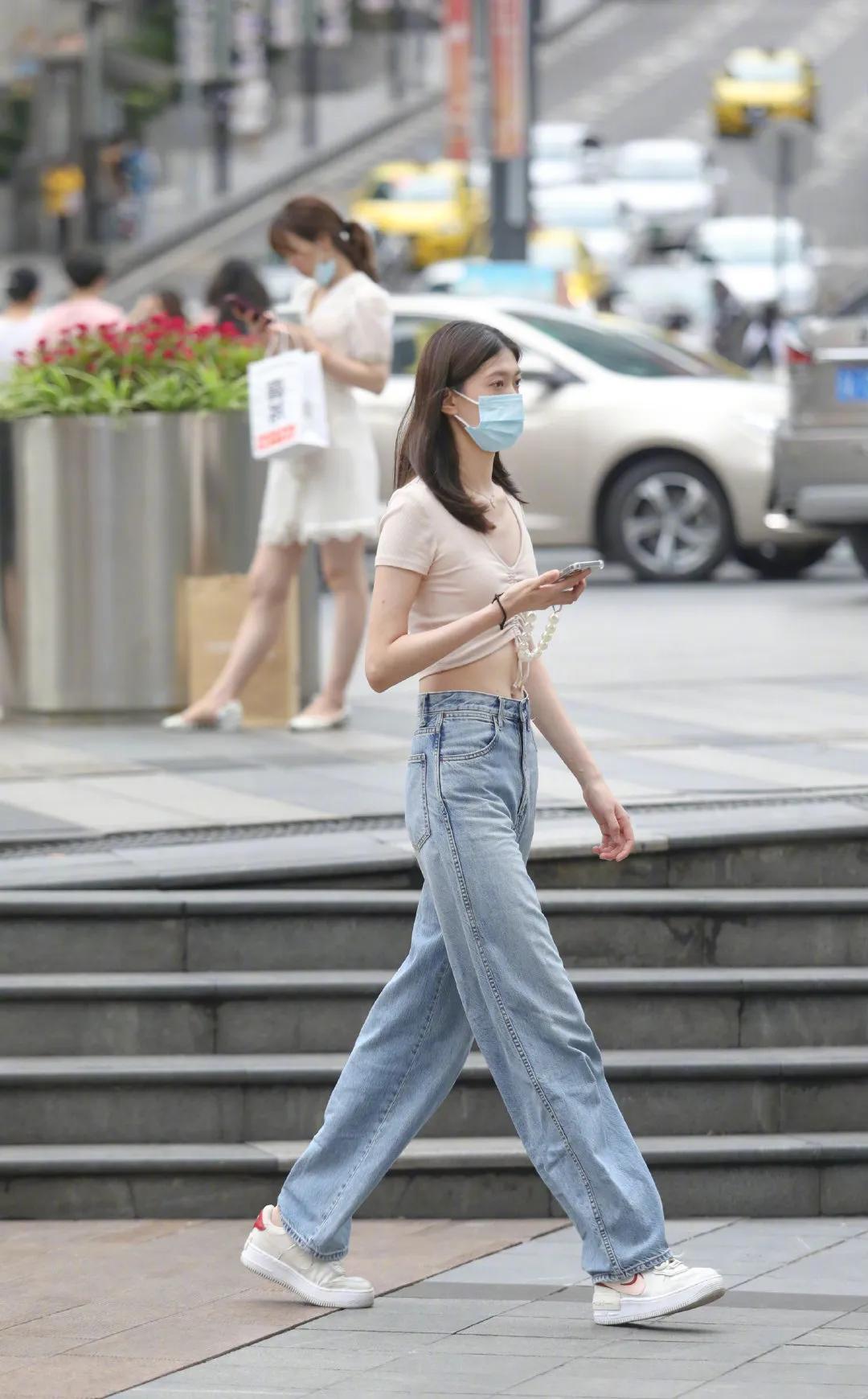 山城重庆，阳光下的温馨小篇章